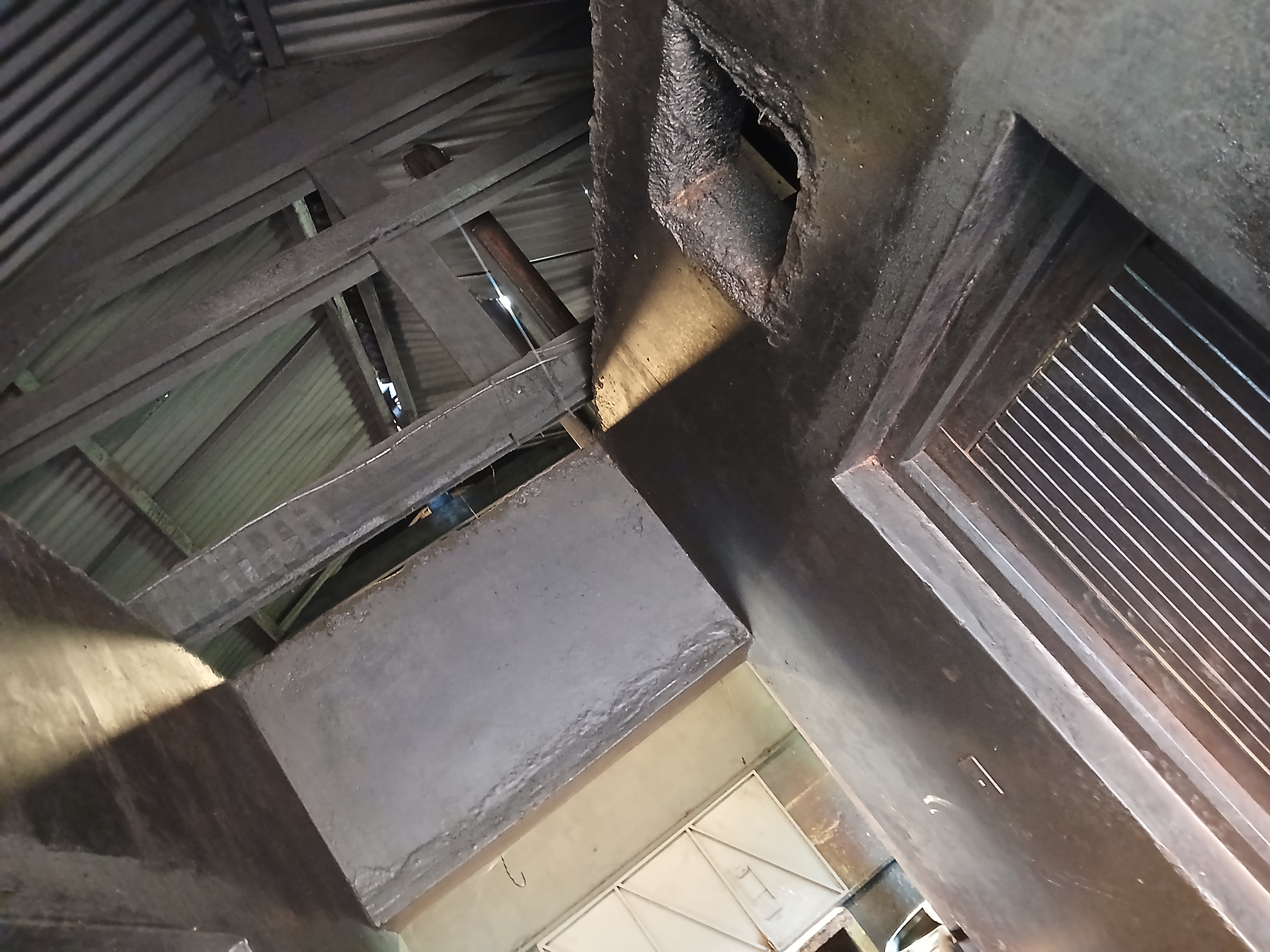 Poor ventilation in kitchen