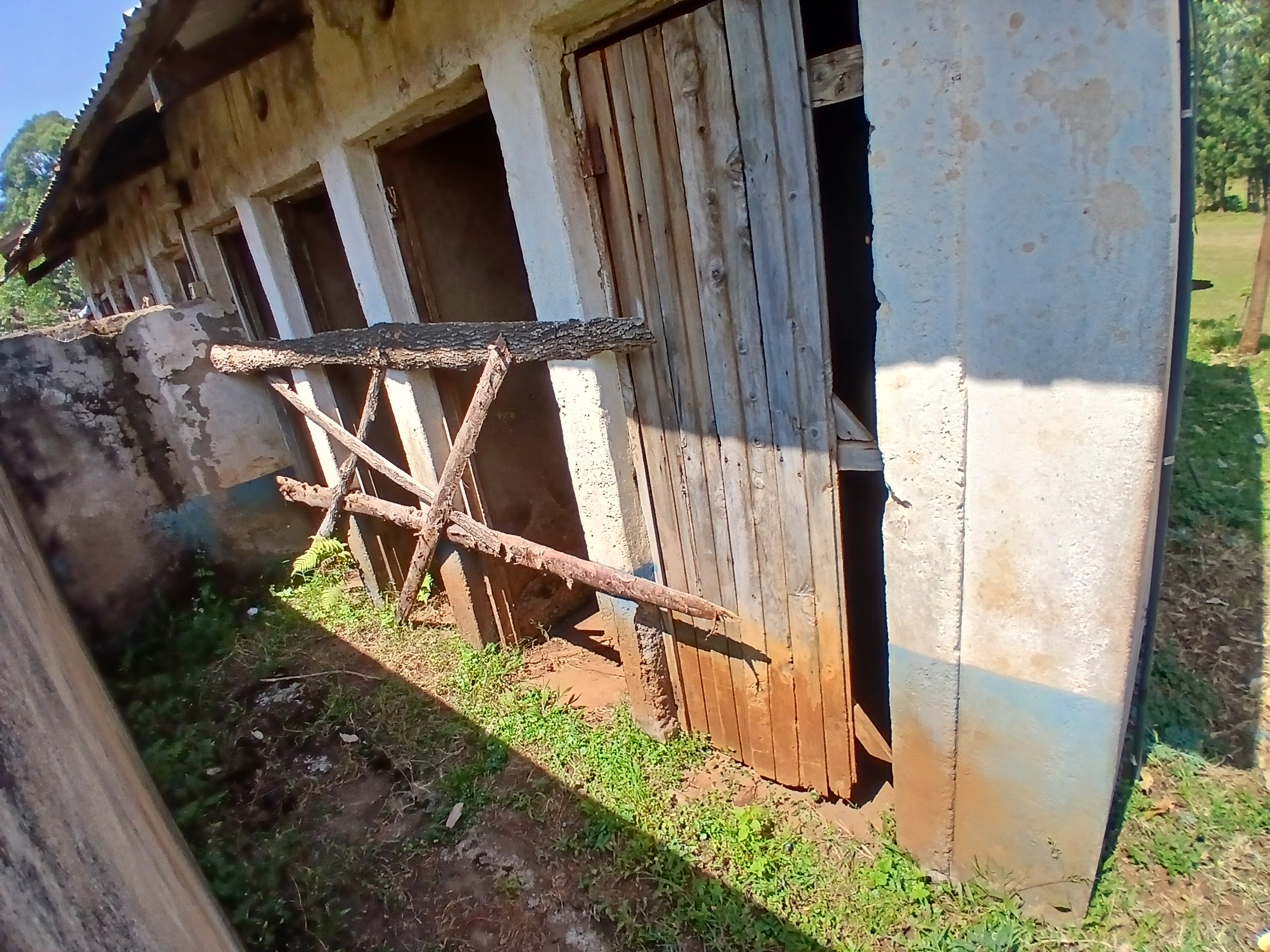 Structural damage in toilets